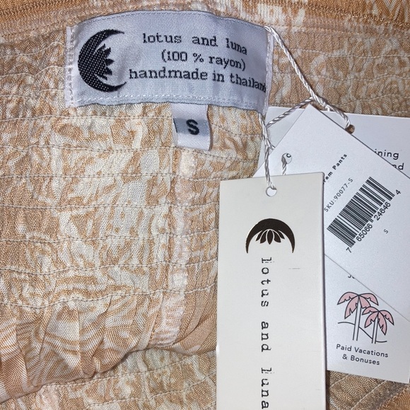 NWT Lotus and Luna Havana Harem pants S - Picture 3 of 4